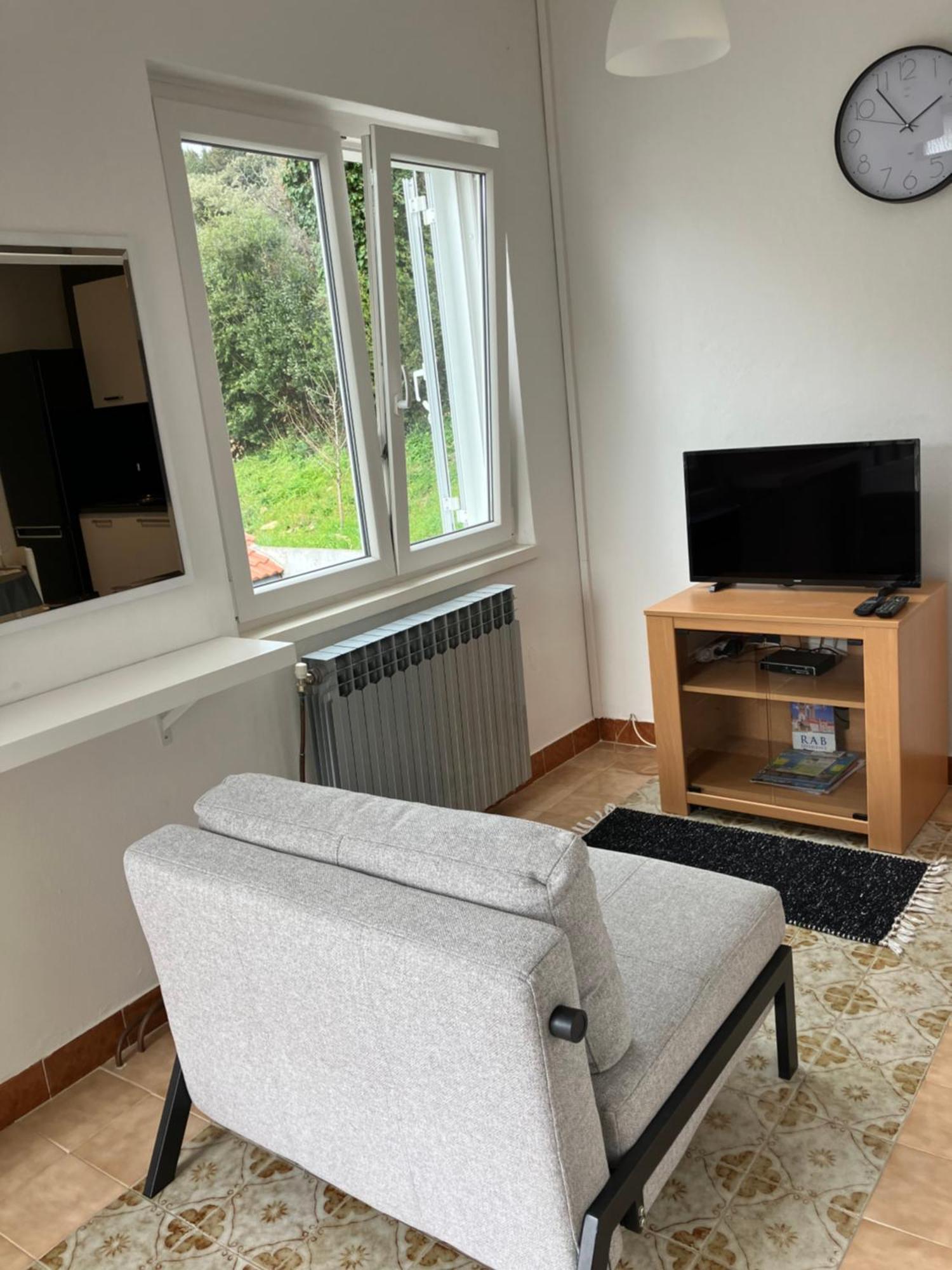 Apartment Majda Раб Екстер'єр фото